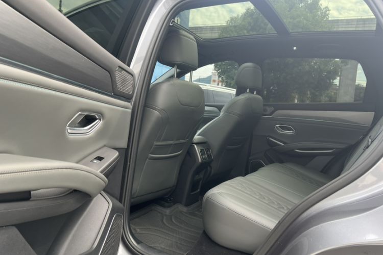 Used BYD Song L DM-i 2025 Intelligent Driving Version 160 km Excellence Edition Exterior 5