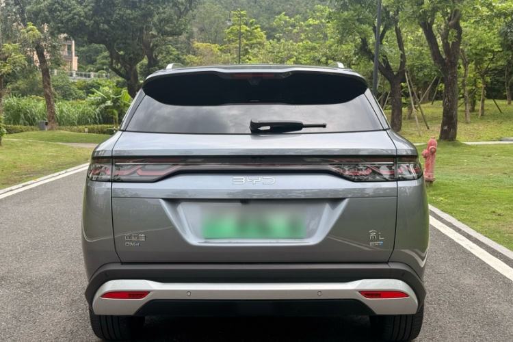 Used BYD Song L DM-i 2025 Intelligent Driving Version 112 km Beyond-Range Type Exterior 6