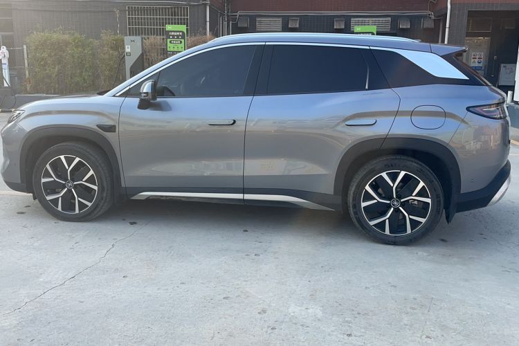 Used BYD Song L DM-i 2025 Intelligent Driving Version 160 km Beyond-Range Type Exterior 6