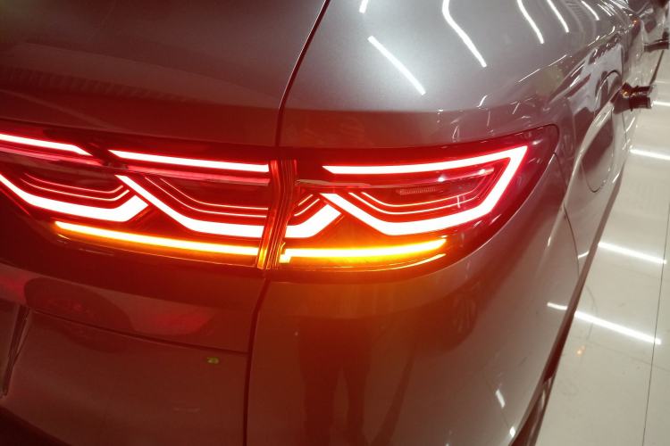 Used BYD Song L DM-i 2025 Intelligent Driving Version 112 km Leading Trim Exterior 6