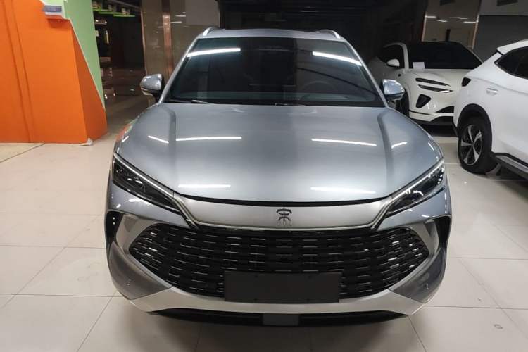 Used BYD Song L DM-i 2025 Intelligent Driving Version 112 km Beyond-Range Type Front