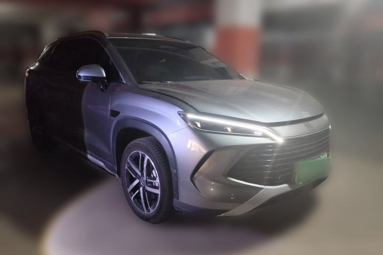 Used BYD Song L DM-i 2025 Intelligent Driving Version 112 km Beyond-Range Type Front Right 45 Deg