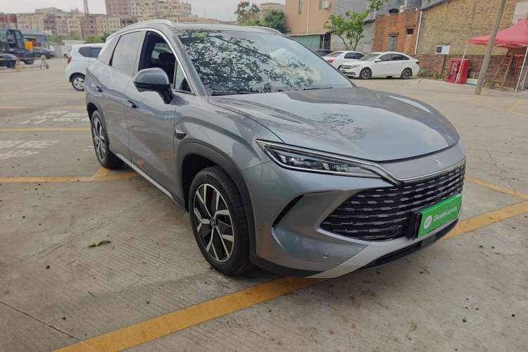 Used BYD Song L DM-i 2025 Intelligent Driving Version 160 km Beyond-Range Type Front Right 45 Deg