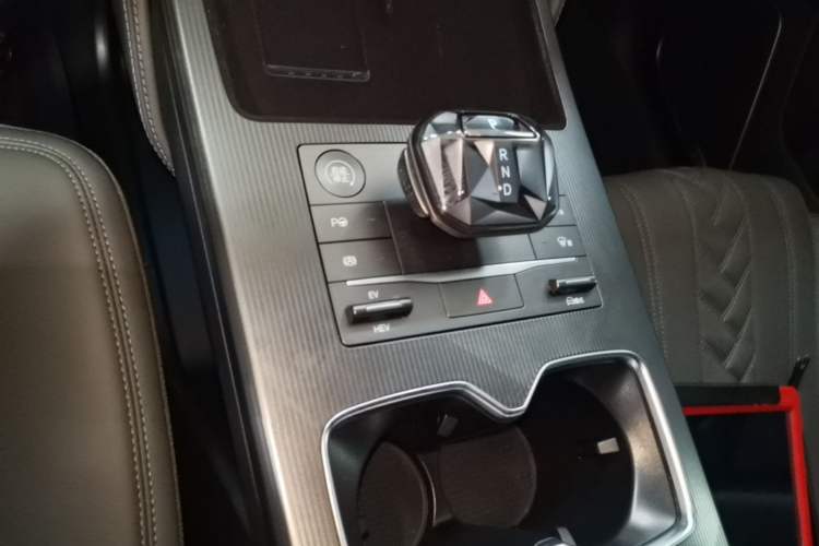 Used BYD Song L DM-i 2025 Intelligent Driving Version 160 km Excellence Edition Gear Lever