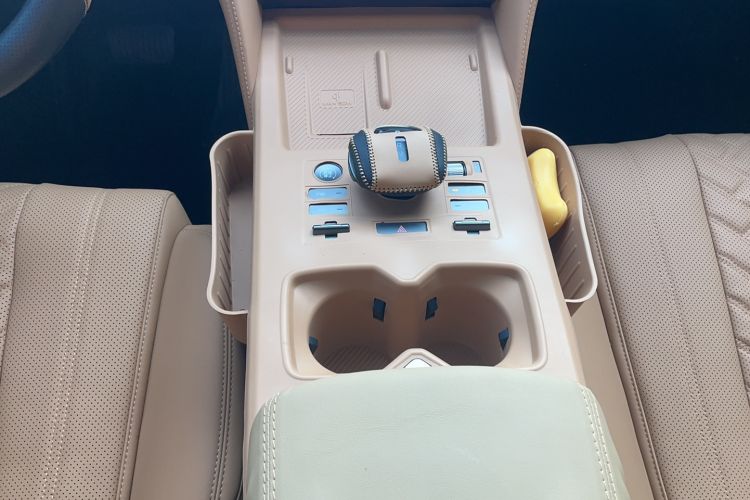 Used BYD Song L DM-i 2025 Intelligent Driving Version 160 km Beyond-Range Type Gear Lever