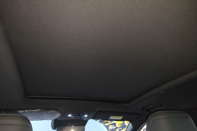 Used BYD Song L DM-i 2025 Intelligent Driving Version 112 km Beyond-Range Type Headliner