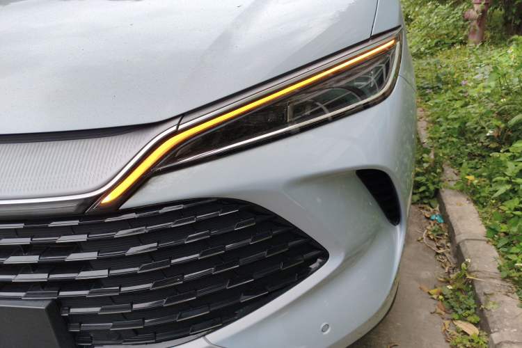 Used BYD Song L DM-i 2025 Intelligent Driving Version 160 km Beyond-Range Type Left Front Headlight