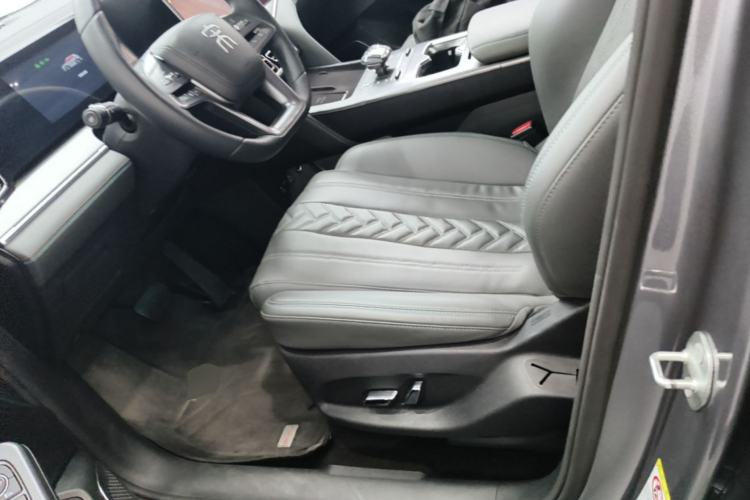Used BYD Song L DM-i 2025 Intelligent Driving Version 160 km Beyond-Range Type Left Front Seat