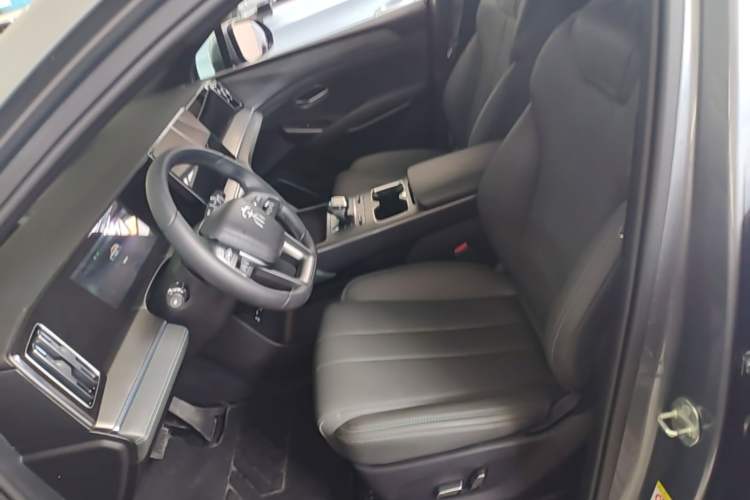 Used BYD Song L DM-i 2025 Intelligent Driving Version 112 km Leading Trim Left Front Seat