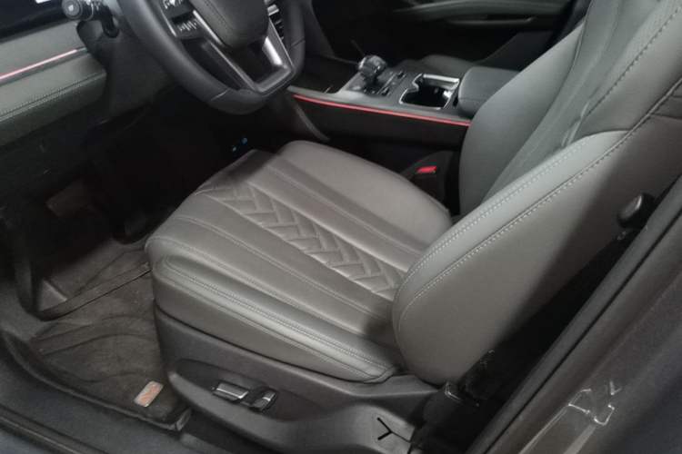 Used BYD Song L DM-i 2025 Intelligent Driving Version 160 km Excellence Edition Left Front Seat