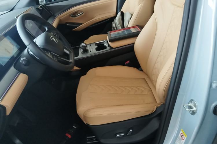 Used BYD Song L DM-i 2025 Intelligent Driving Version 160 km Beyond-Range Type Left Front Seat