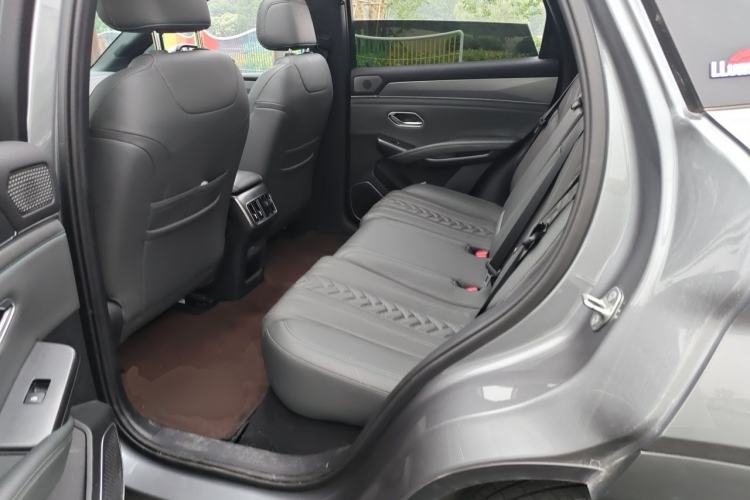 Used BYD Song L DM-i 2025 Intelligent Driving Version 112 km Beyond-Range Type Left Rear Seat