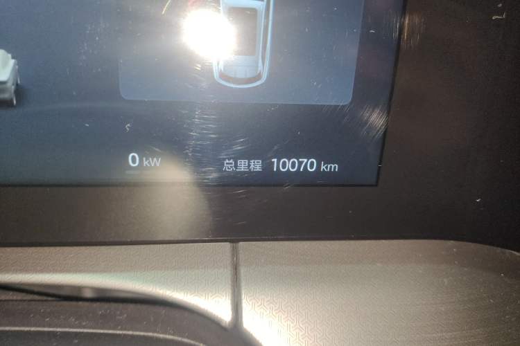 Used BYD Song L DM-i 2025 Intelligent Driving Version 160 km Beyond-Range Type Odometer Close Up