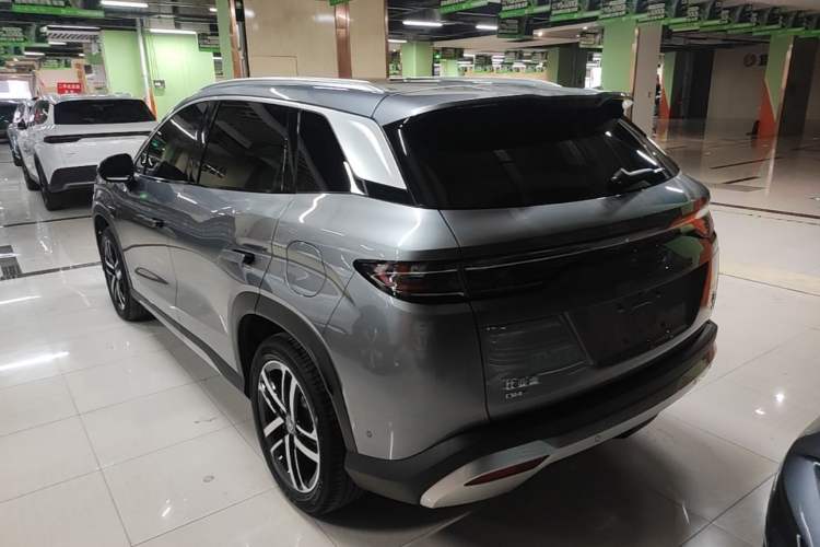 Used BYD Song L DM-i 2025 Intelligent Driving Version 112 km Beyond-Range Type Rear Left 45 Deg