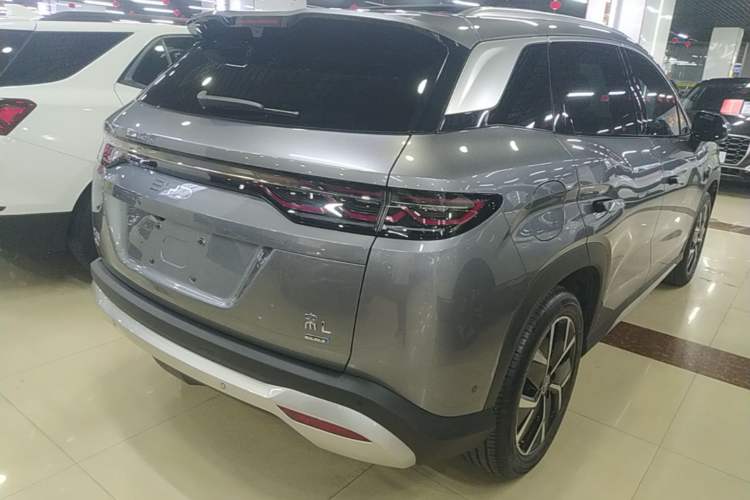 Used BYD Song L DM-i 2025 Intelligent Driving Version 160 km Beyond-Range Type Rear Right 45 Deg