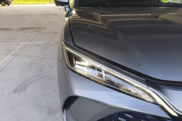 Used BYD Song L DM-i 2025 Intelligent Driving Version 112 km Beyond-Range Type Right Front Headlight