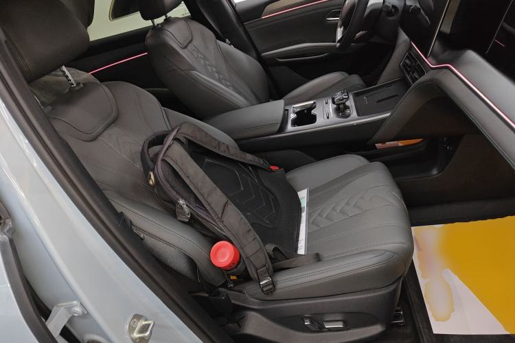 Used BYD Song L DM-i 2025 Intelligent Driving Version 112 km Beyond-Range Type Right Front Seat