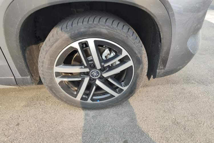 Used BYD Song L DM-i 2025 Intelligent Driving Version 112 km Beyond-Range Type Right Front Wheel Hub