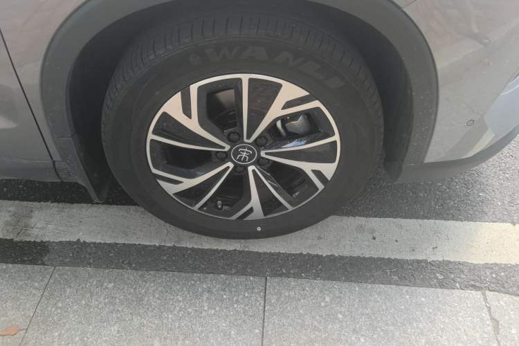 Used BYD Song L DM-i  Right Front Wheel Hub