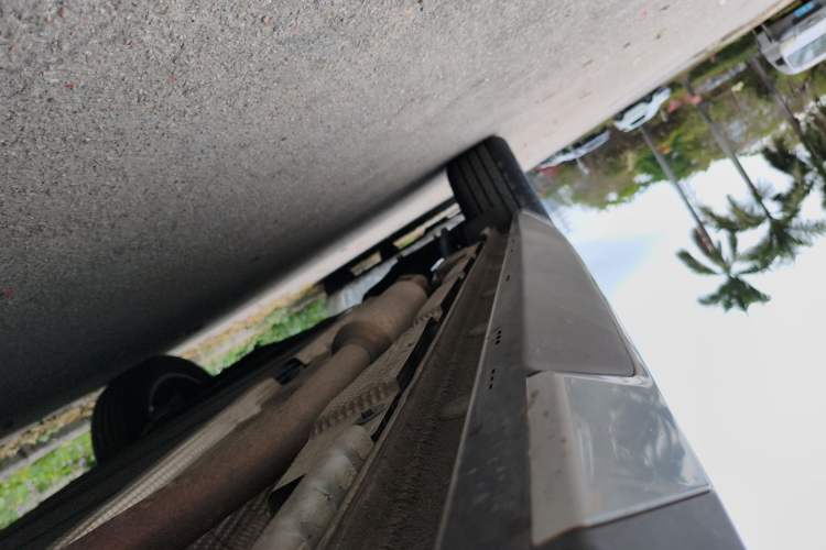 Used BYD Song L DM-i 2025 Intelligent Driving Version 160 km Beyond-Range Type Right Side Sill