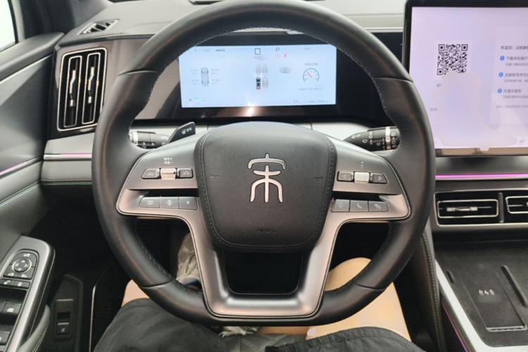 Used BYD Song L DM-i 2025 Intelligent Driving Version 160 km Beyond-Range Type Steering Wheel