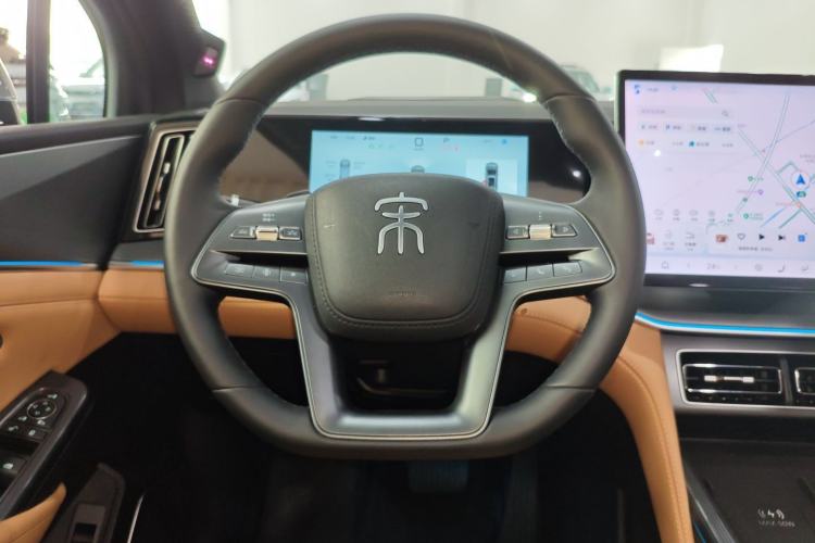Used BYD Song L DM-i 2025 Intelligent Driving Version 160 km Beyond-Range Type Steering Wheel