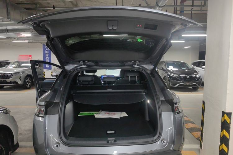 Used BYD Song L DM-i 2025 Intelligent Driving Version 160 km Excellence Edition Trunk