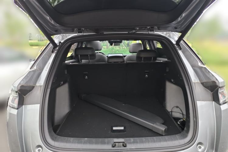 Used BYD Song L DM-i 2025 Intelligent Driving Version 112 km Beyond-Range Type Trunk