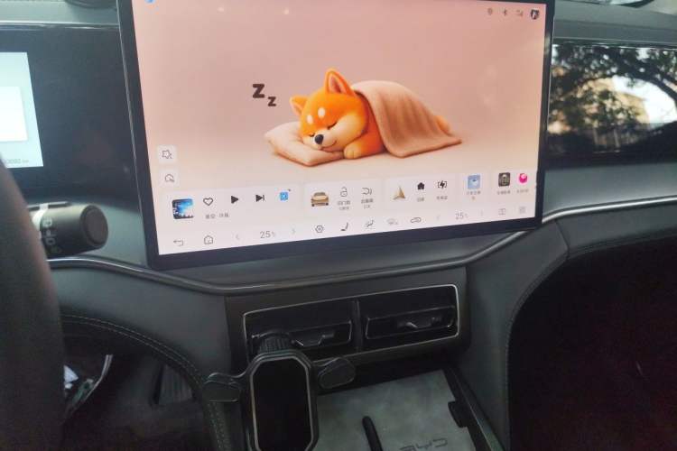 Used BYD Song L DM-i 2025 Intelligent Driving Version 112 km Beyond-Range Type Audio And AC Panel