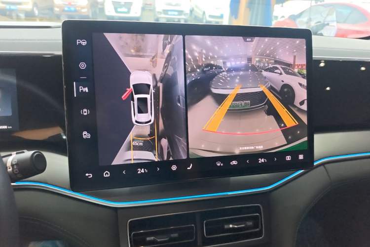 Used BYD Song L DM-i 2025 Intelligent Driving Version 112 km Beyond-Range Type Audio And AC Panel