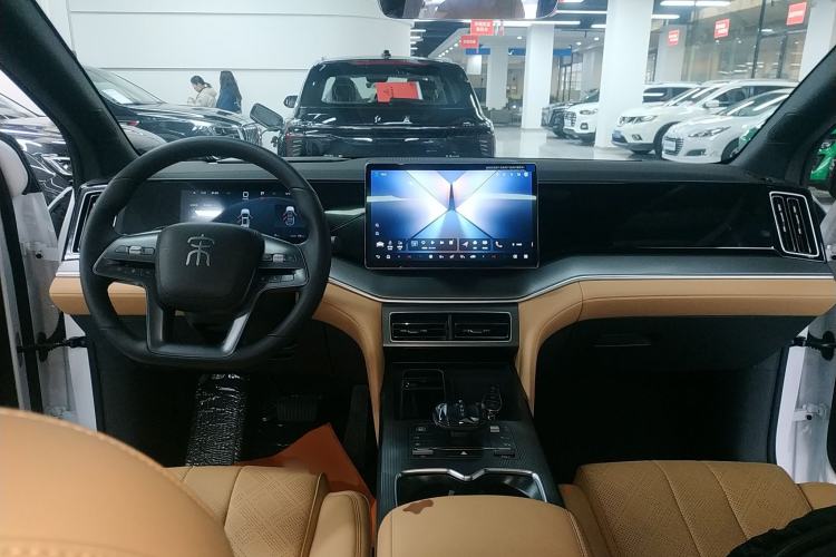 Used BYD Song L DM-i 2025 Intelligent Driving Version 112 km Leading Trim Center Console