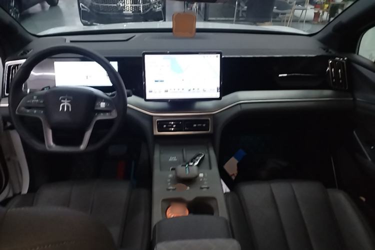Used BYD Song L DM-i 2025 Intelligent Driving Version 112 km Leading Trim Center Console