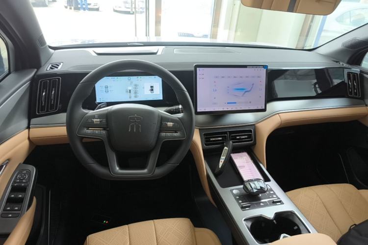 Used BYD Song L DM-i 2025 Intelligent Driving Version 112 km Leading Trim Center Console