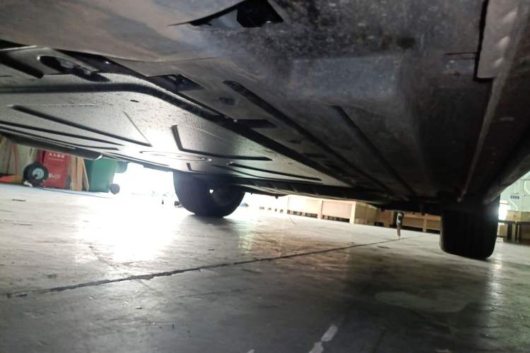 Used BYD Song L DM-i 2025 Intelligent Driving Version 112 km Leading Trim Chassis Front Left