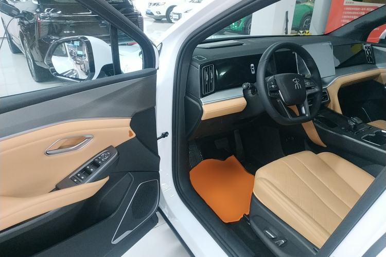 Used BYD Song L DM-i 2025 Intelligent Driving Version 112 km Leading Trim Driver Seat