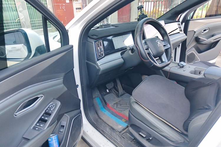 Used BYD Song L DM-i 2025 Intelligent Driving Version 160 km Beyond-Range Type Driver Seat