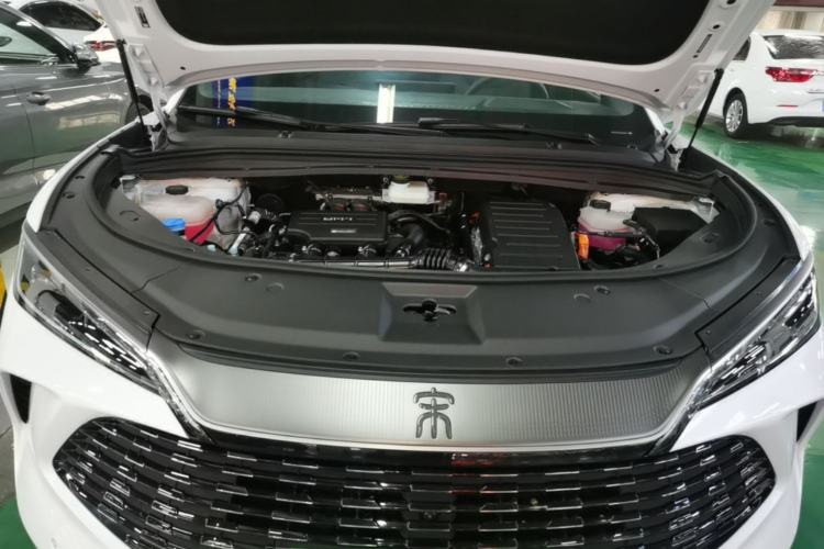 Used BYD Song L DM-i 2025 Intelligent Driving Version 112 km Leading Trim Engine Bay