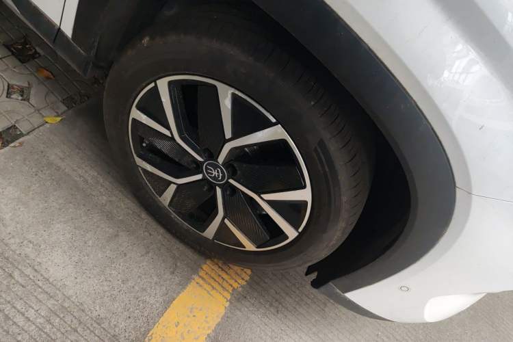 Used BYD Song L DM-i 2025 Intelligent Driving Version 160 km Beyond-Range Type Exterior 1