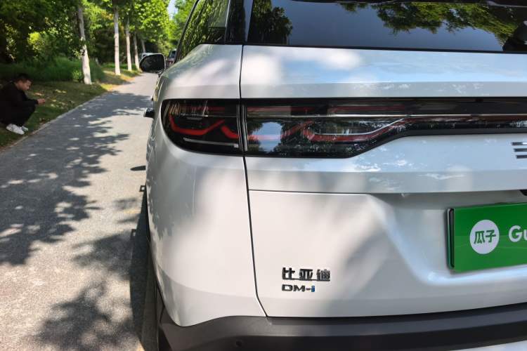 Used BYD Song L DM-i 2025 Intelligent Driving Version 112 km Leading Trim Exterior 3