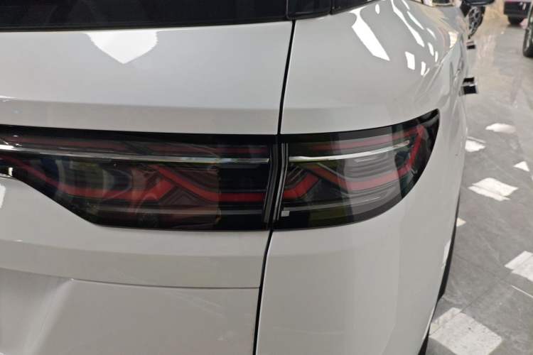 Used BYD Song L DM-i 2025 Intelligent Driving Version 160 km Beyond-Range Type Exterior 3