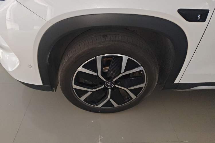 Used BYD Song L DM-i 2025 Intelligent Driving Version 160 km Beyond-Range Type Exterior 4