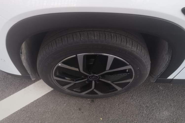 Used BYD Song L DM-i 2025 Intelligent Driving Version 160 km Beyond-Range Type Exterior 7