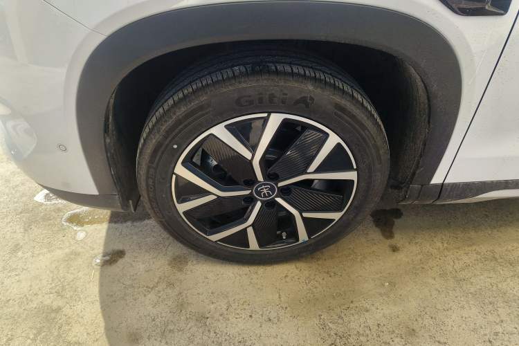 Used BYD Song L DM-i 2025 Intelligent Driving Version 160 km Beyond-Range Type Exterior 7