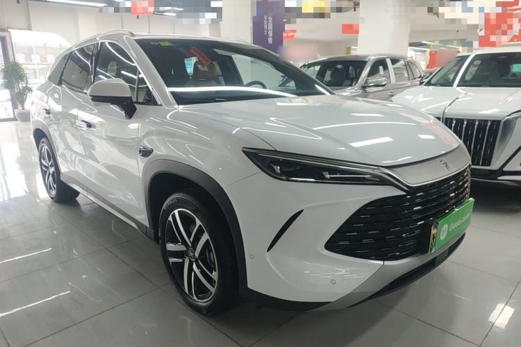Used BYD Song L DM-i 2025 Intelligent Driving Version 112 km Leading Trim Front Right 45 Deg