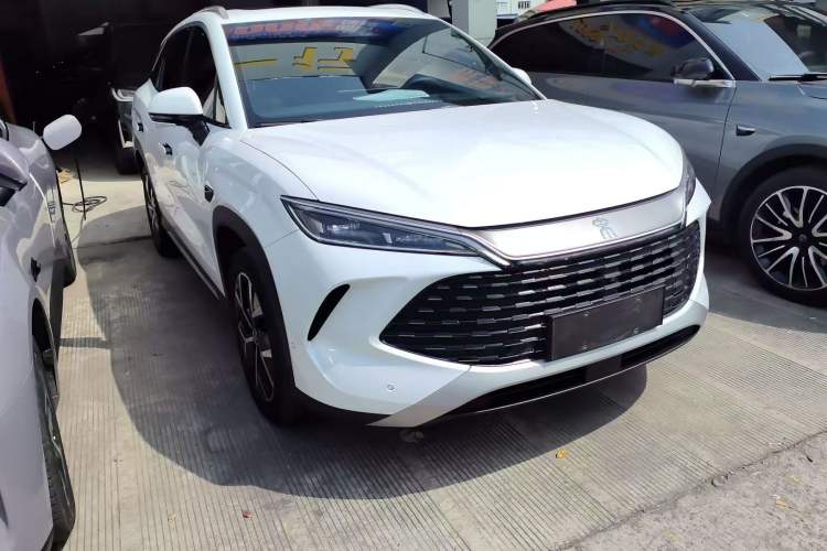 Used BYD Song L DM-i 2025 Intelligent Driving Version 160 km Beyond-Range Type Front Right 45 Deg