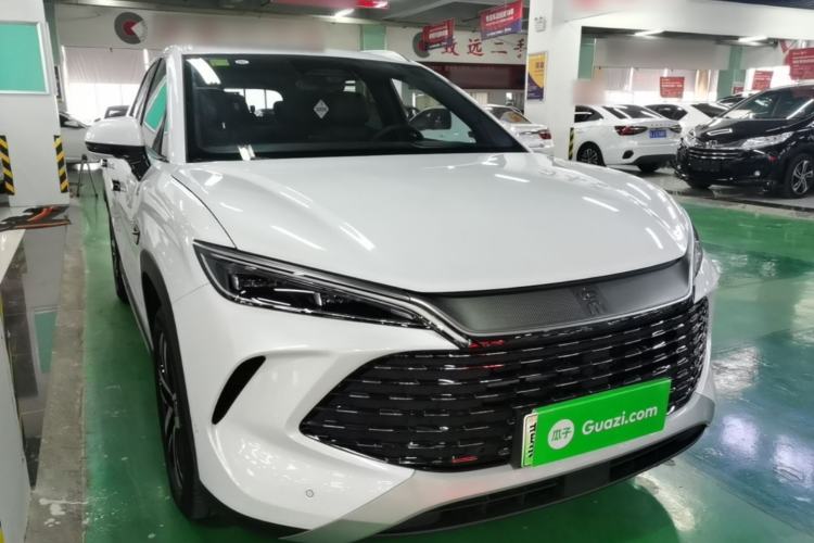 Used BYD Song L DM-i 2025 Intelligent Driving Version 112 km Leading Trim Front Right 45 Deg