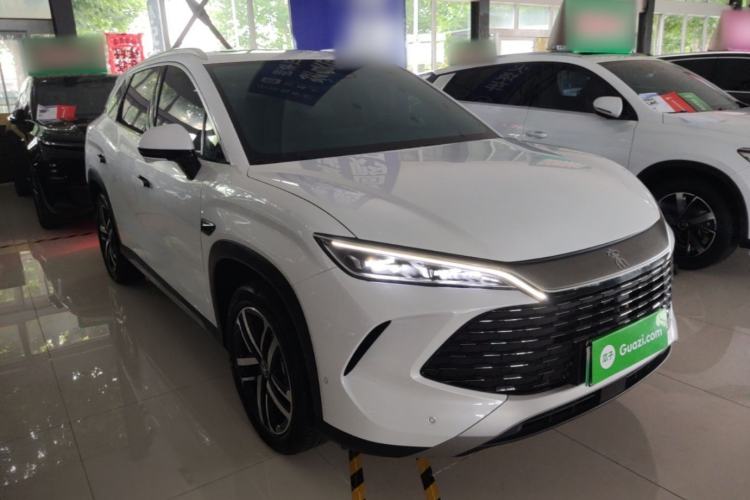 Used BYD Song L DM-i 2025 Intelligent Driving Version 112 km Leading Trim Front Right 45 Deg