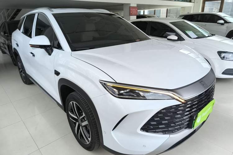 Used BYD Song L DM-i 2025 Intelligent Driving Version 112 km Leading Trim Front Right 45 Deg
