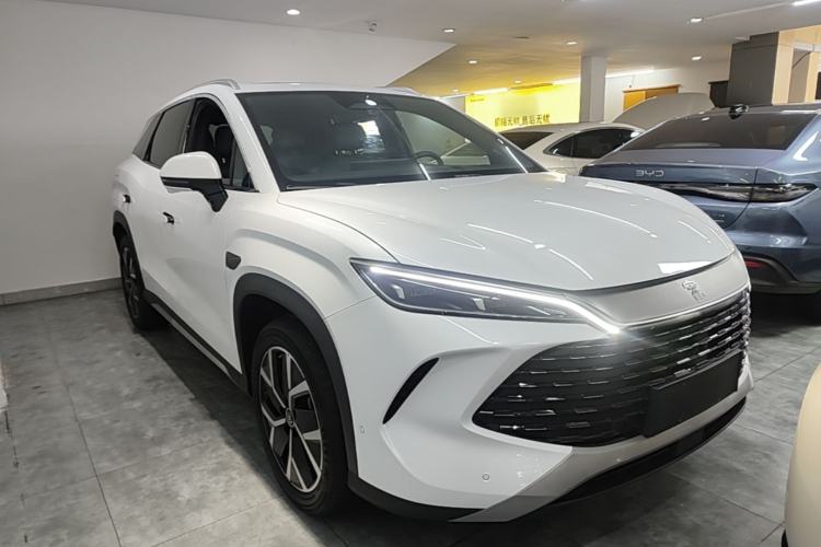 Used BYD Song L DM-i 2025 Intelligent Driving Version 160 km Beyond-Range Type Front Right 45 Deg