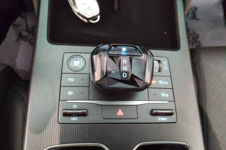 Used BYD Song L DM-i 2025 Intelligent Driving Version 112 km Leading Trim Gear Lever